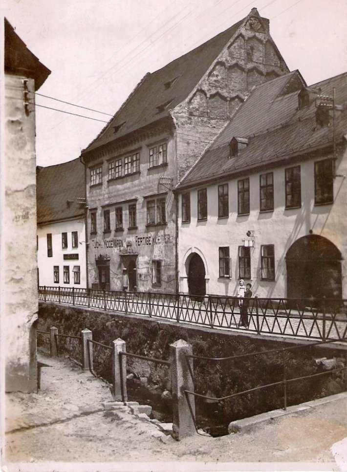 domy č.p. 497 a č.p. 210