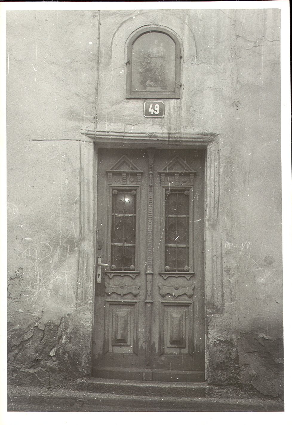 detail vchodu domu č.p. 49