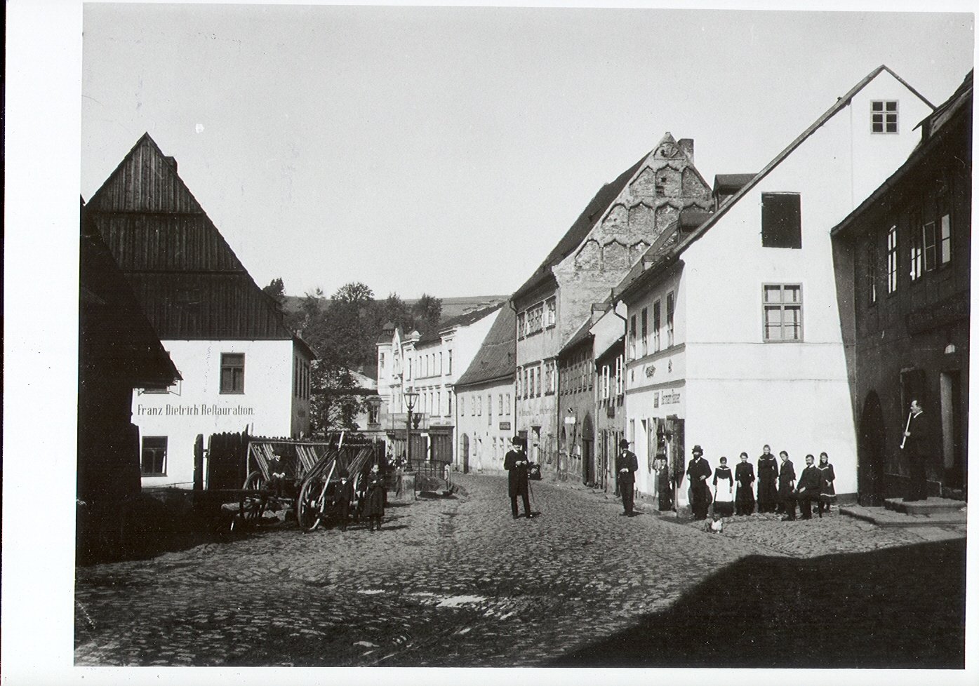 Pluhova ulice (Hauptstrasse)