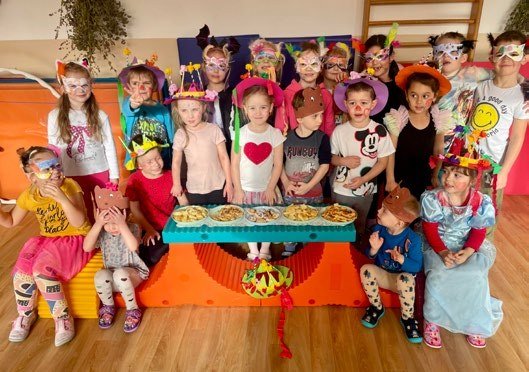 Maškarní karneval dětí ve školce (Slavkovský zpravodaj, 3/2024)
