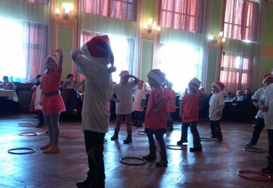 Mikulášská besídka s dětmi (Slavkovský zpravodaj, 1/2017)